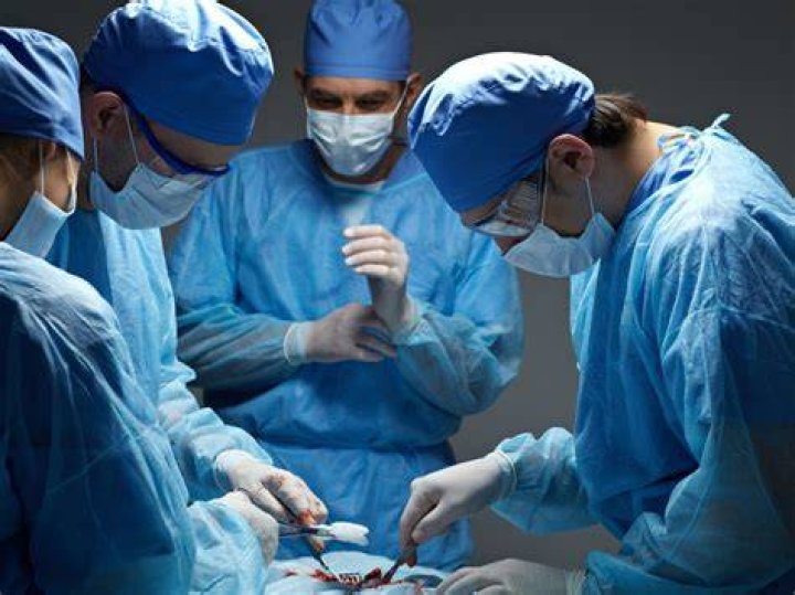 What surgeries are considered major surgery?